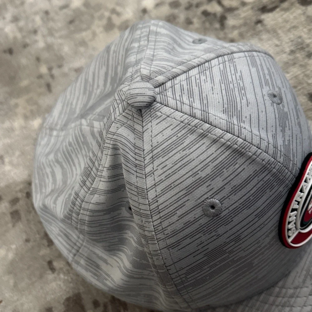 New Era San Francisco 49ers Gray Snapback Hat NFL Adjustable Cap OS